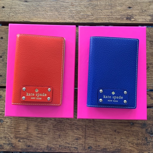 LAST ONE! RARE! Kate Spade Passport Holder in GIFT BOX! NWT! - Picture 11 of 12